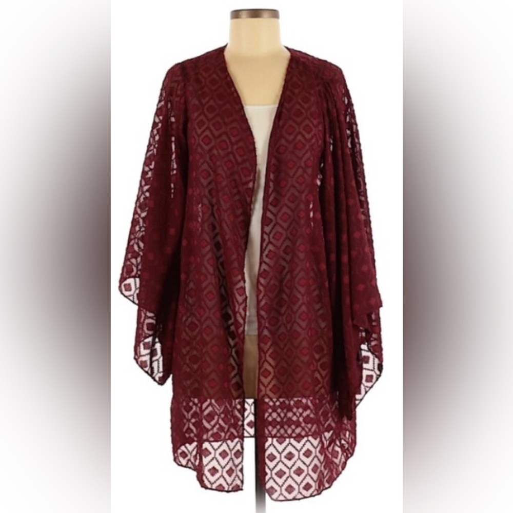 Buddy Love NWT Burgundy Diamond Kimono Size M/L